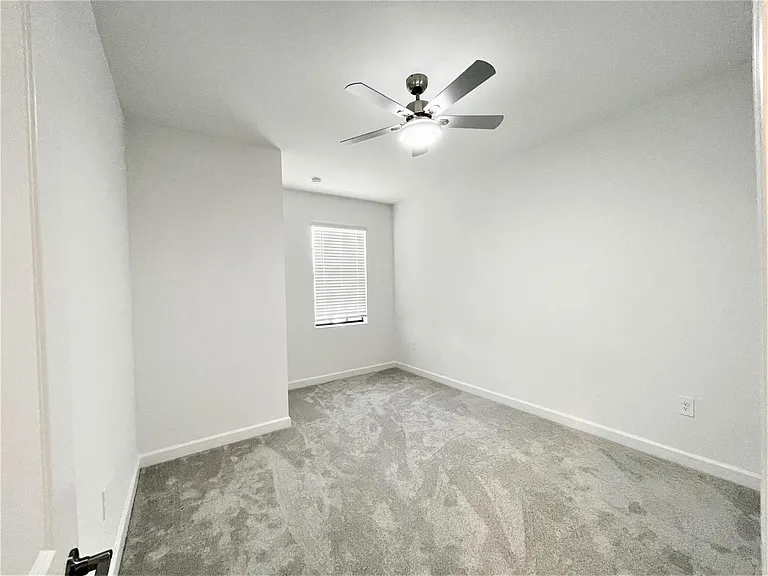 14243 Pine Lodge Ln — Photo 11