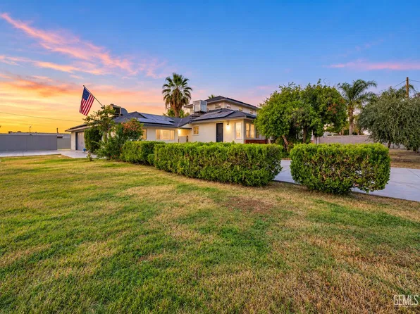 1203 Castro Ln, Bakersfield, CA 93304