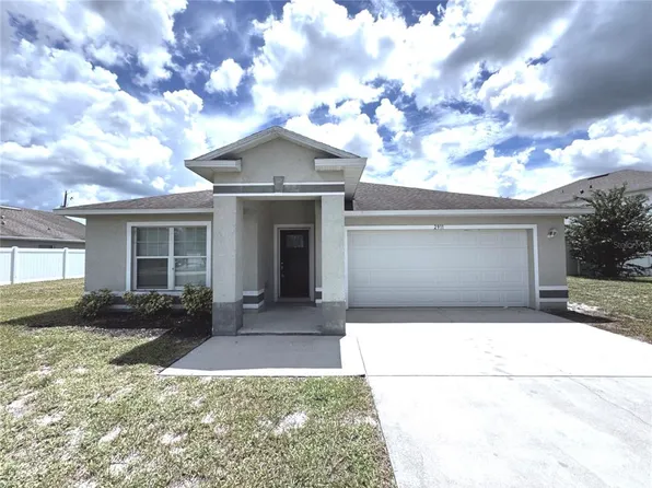 2911 Irondale St, Deltona, FL 32738