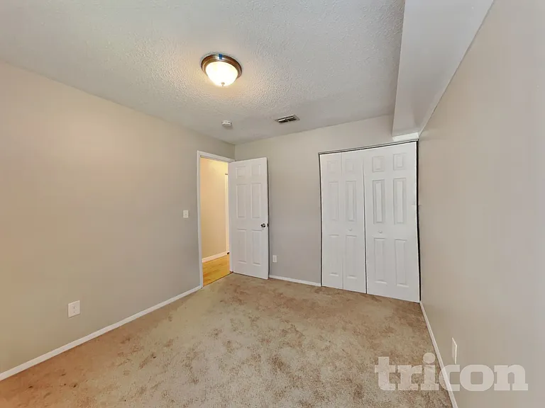 13344 Laraway Dr — Photo 11