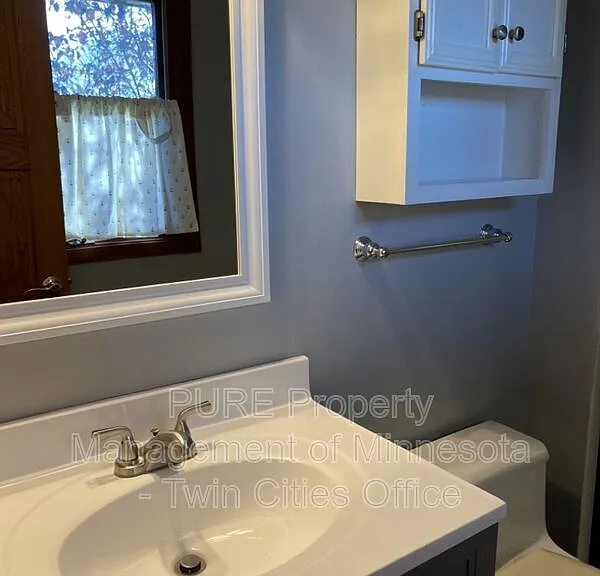 10025 Beard Ave S — Photo 12