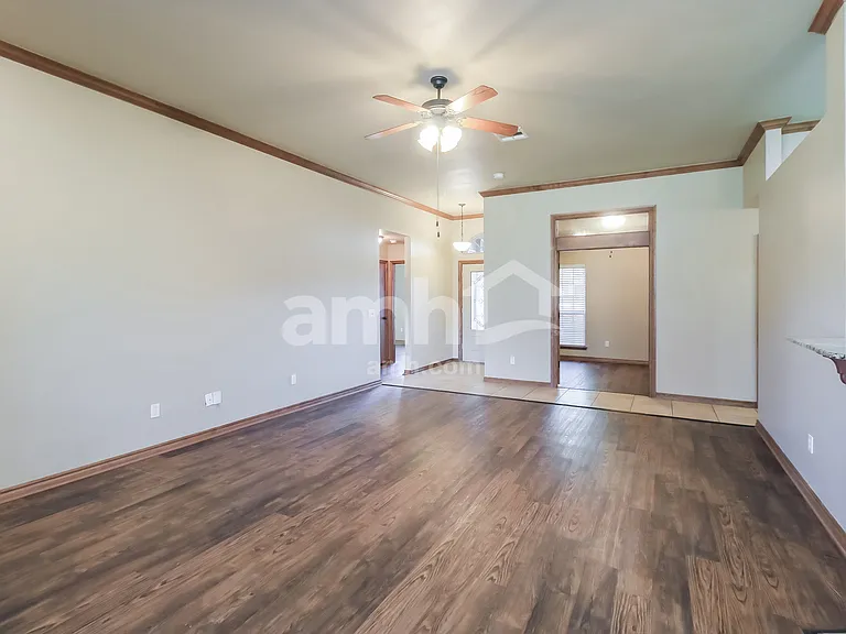 809 Tea Rose Dr — Photo 8