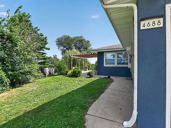 4th image of 4686-4688 Capitol Ct