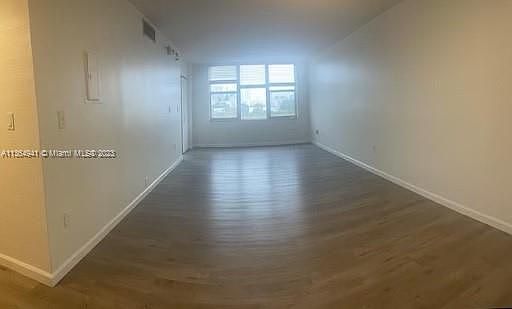 3rd image of 17890 W Dixie Hwy APT 601