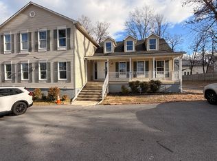 9216 Crandall Rd, Lanham, MD 20706