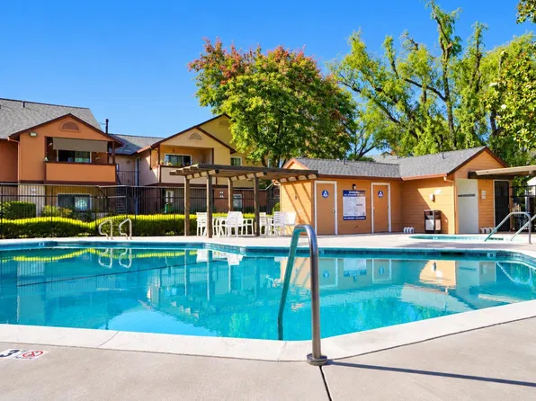8201 Camino Colegio #163, Rohnert Park, CA 94928
