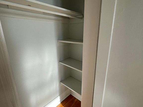 4th image of 257 Grant Ave APT D3