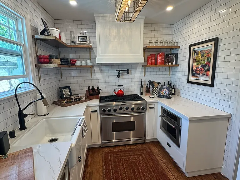 1130 Hayes St — Photo 8
