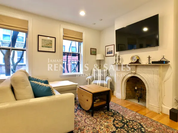 44 Garden St APT 2, Boston, MA 02114