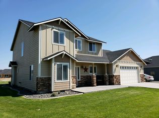 84622 Summit View Dr, Kennewick, WA 99338