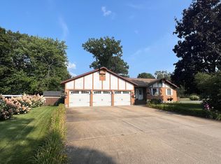 3986 Westbrook Dr, Muskegon, MI 49444