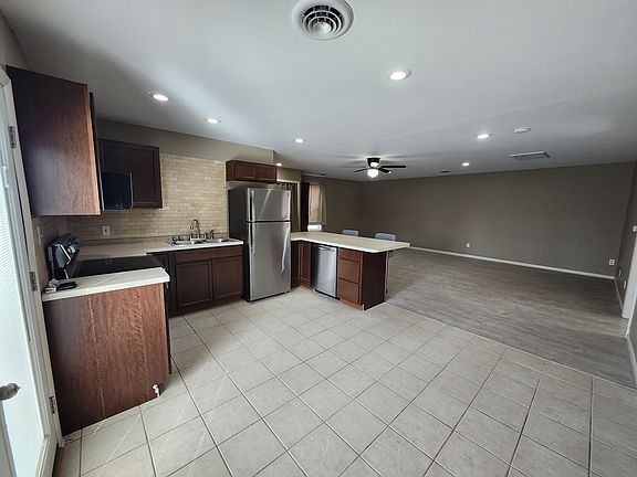 4th image of 1306 Harding Hwy #1