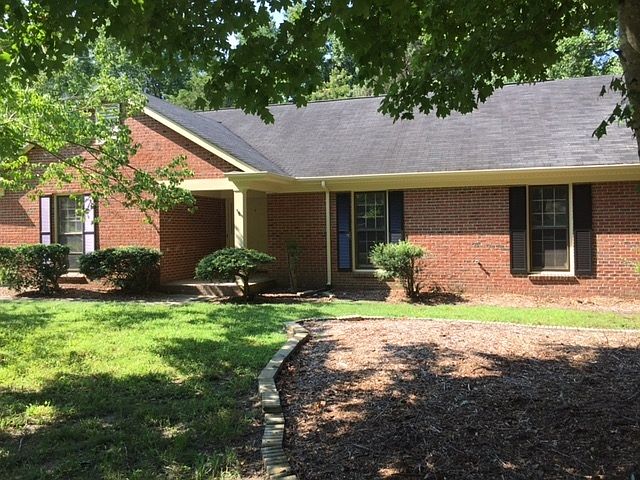 1st image of 1826 Watlington Dr