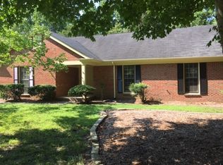 1826 Watlington Dr, Charlotte, NC 28270