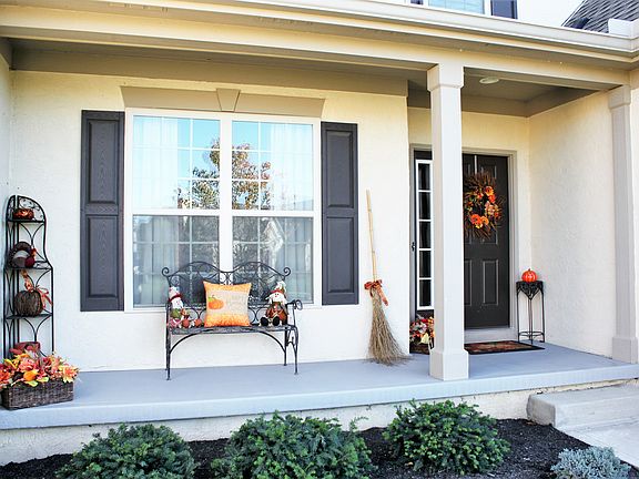 2nd image of 4885 Scenic Creek Dr