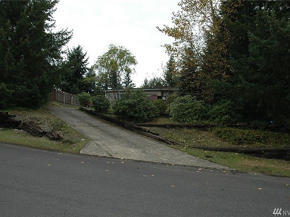 2nd image of 11909 125th Street Ct E