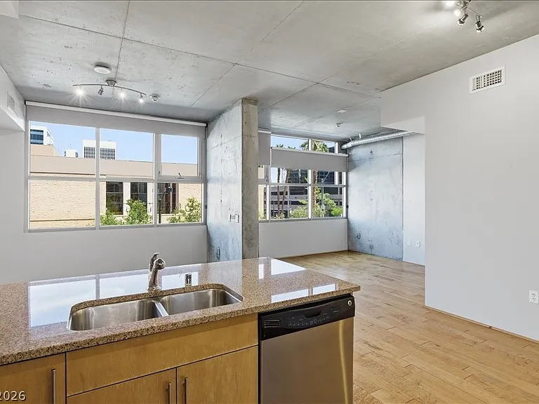 353 E Bonneville Ave #295 — Photo 3