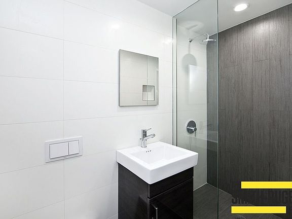 5th image of 333 E 5th St APT B3