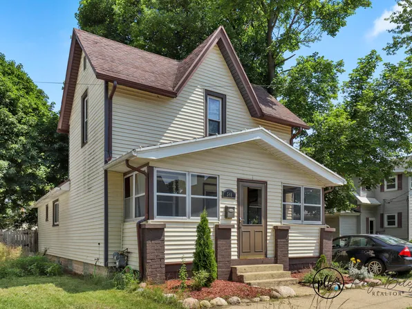 546 Pine Ave NW, Grand Rapids, MI 49504