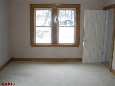 4th image of 9902 Edmil Ave