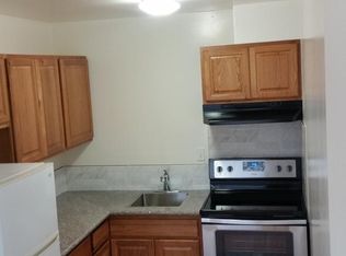 1027 Clinton St APT 5, Redwood City, CA 94061