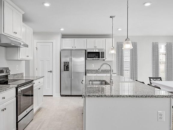 4th image of 1000 Rosemallow Pl