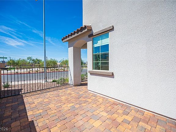 4th image of 320 Della Pergola Pl