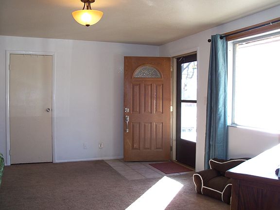 2nd image of 120 Miller St