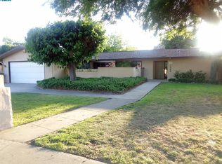 1725 S Divisadero St, Visalia, CA 93277