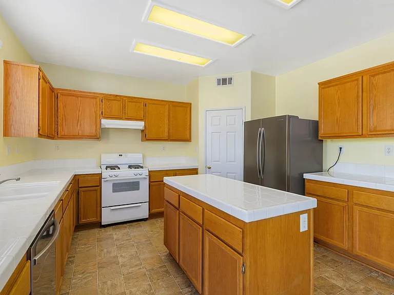 46433 Vianne Ct — Photo 11