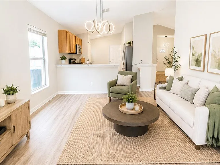 4618 Aguila Pl — Photo 10