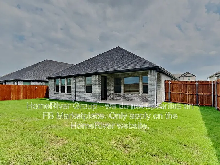 425 Leopold Trl — Photo 19