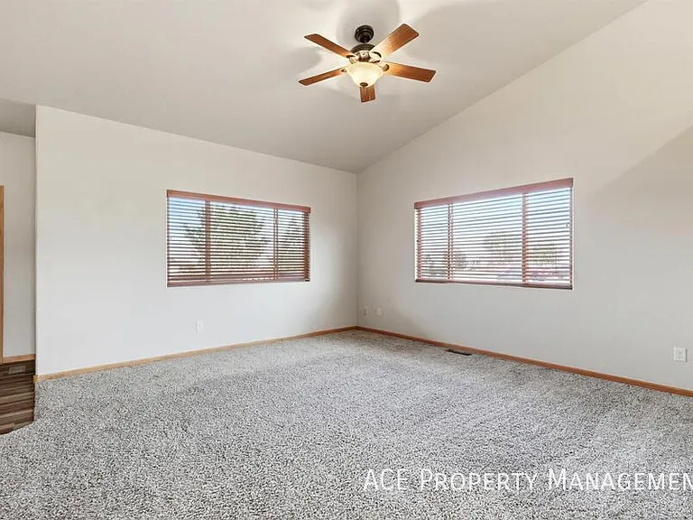 14835 Fox Trl — Photo 4