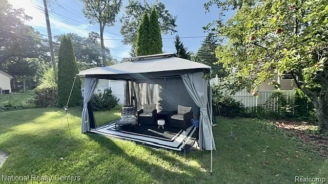3321 Pine Grove Ave, photo 8