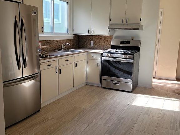 2nd image of 4137 Callan Blvd