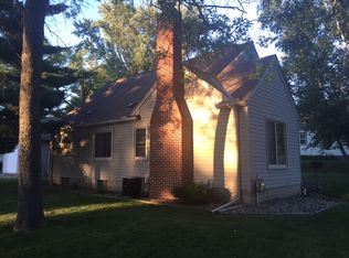 2387 12th Ave E, North Saint Paul, MN 55109