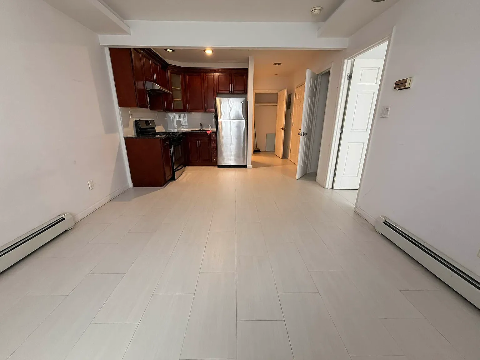 82-20 Britton Avenue — Photo 2