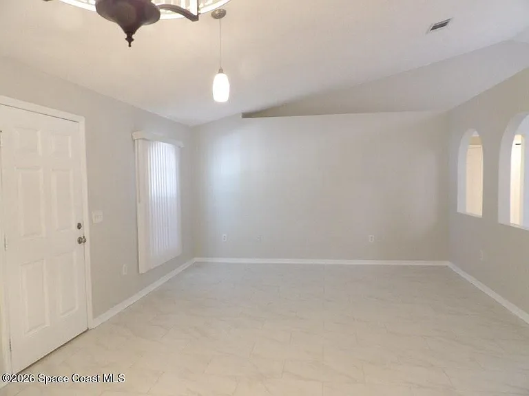 249 Higgins Ave NW — Photo 7