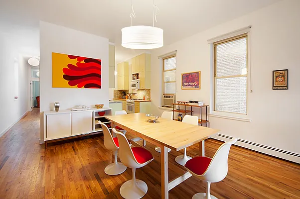 Rented by CORE | media 13