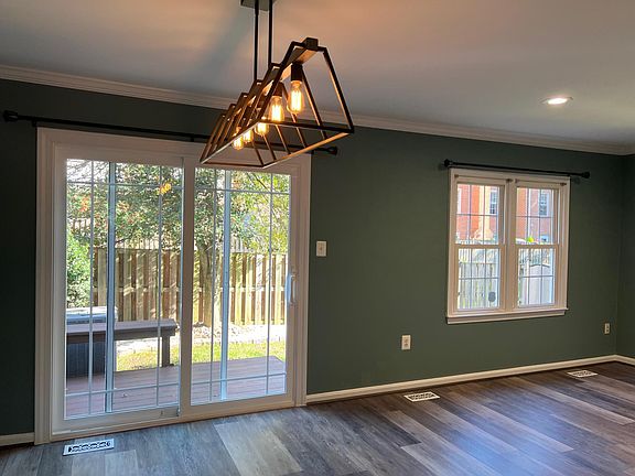 5th image of 2929 Cashel Ln