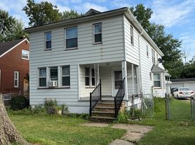 6715 Theota Ave, Cleveland, OH