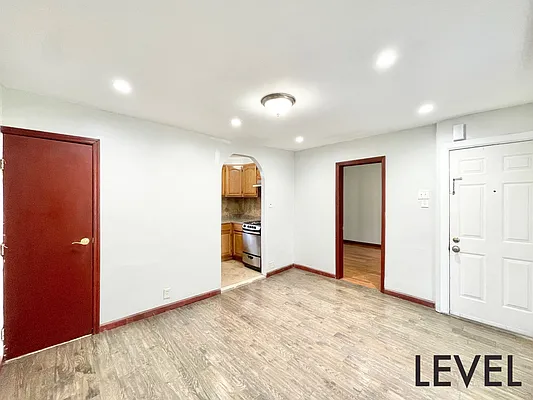 Rented by Level Group | media 13