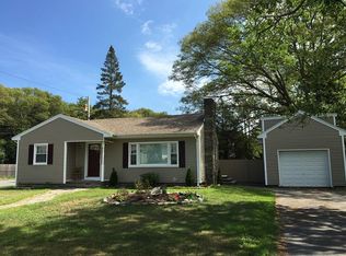 966 Wildwood Rd, New Bedford, MA 02745