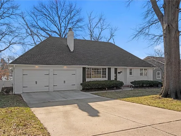 7801 Falmouth St, Prairie Village, KS 66208