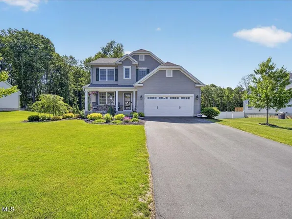 13 Summerhill Drive, Ballston, NY 12027