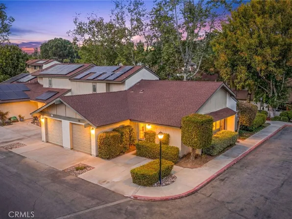 381 Roundtree Gln, Escondido, CA 92026