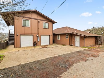 1010 NE Malheur Ave, Roseburg, OR, 97470
