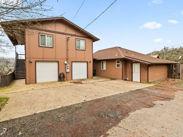 1010 NE Malheur Ave, Roseburg, OR 97470