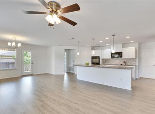 120 Jasmine Cv, Kyle, TX 78640