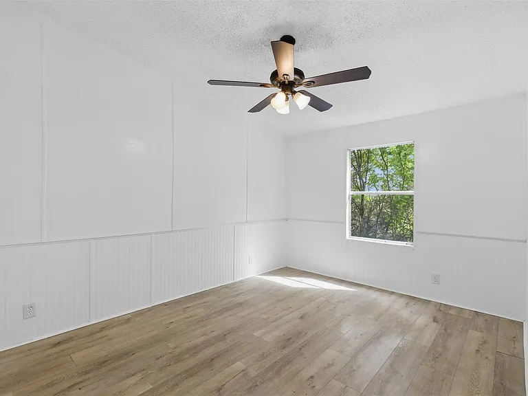 376 Rae Ln #A — Photo 27